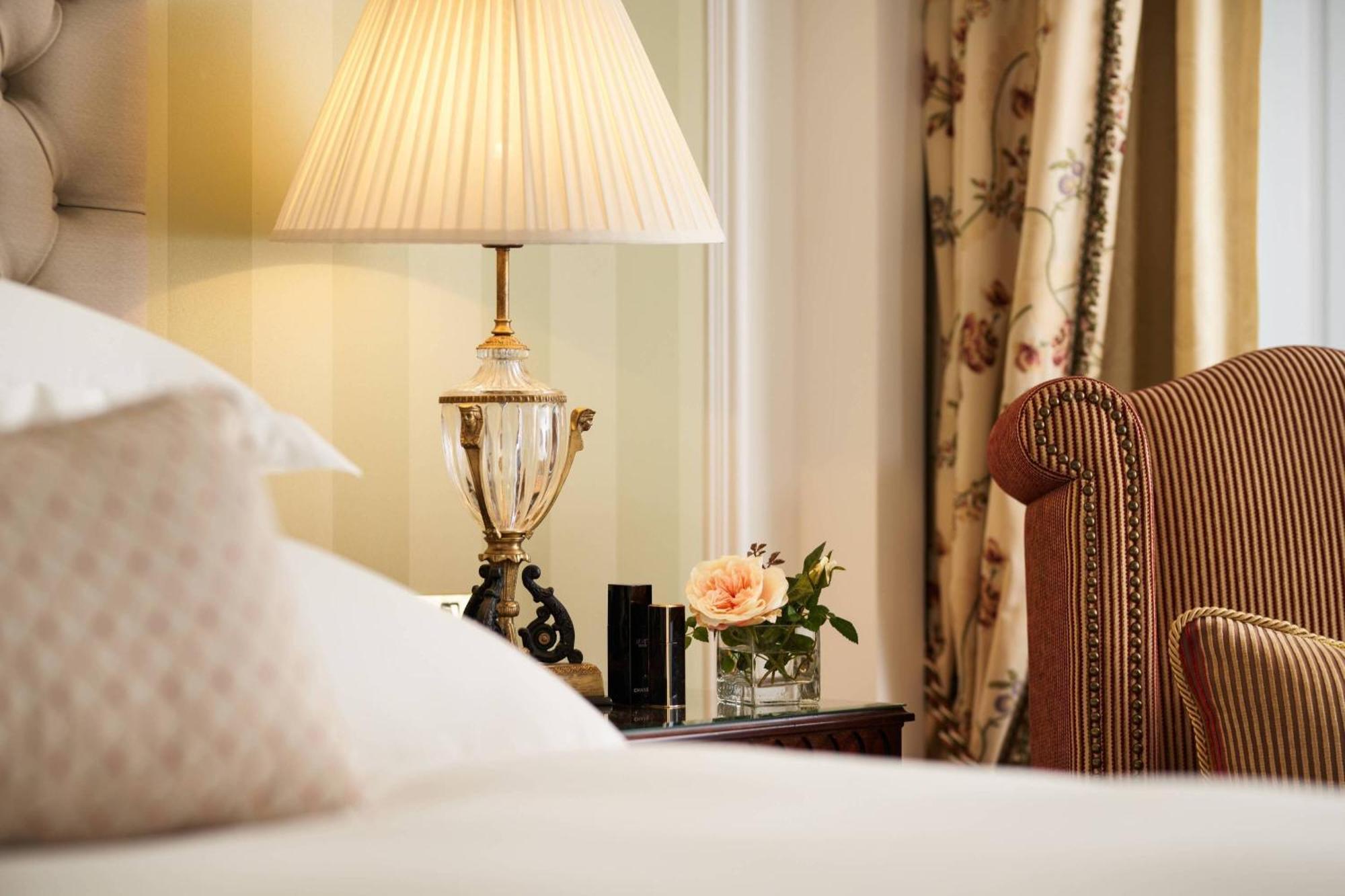 Powerscourt Hotel, Autograph Collection Enniskerry Bagian luar foto A detail of a bedroom at the hotel