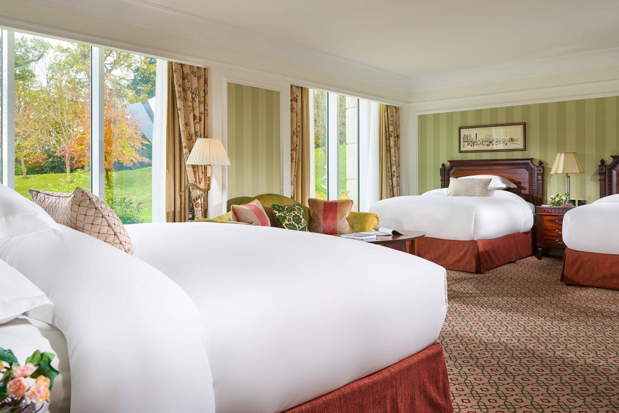 Powerscourt Hotel, Autograph Collection Enniskerry Bagian luar foto A guest room at The Westin Boston Harbor