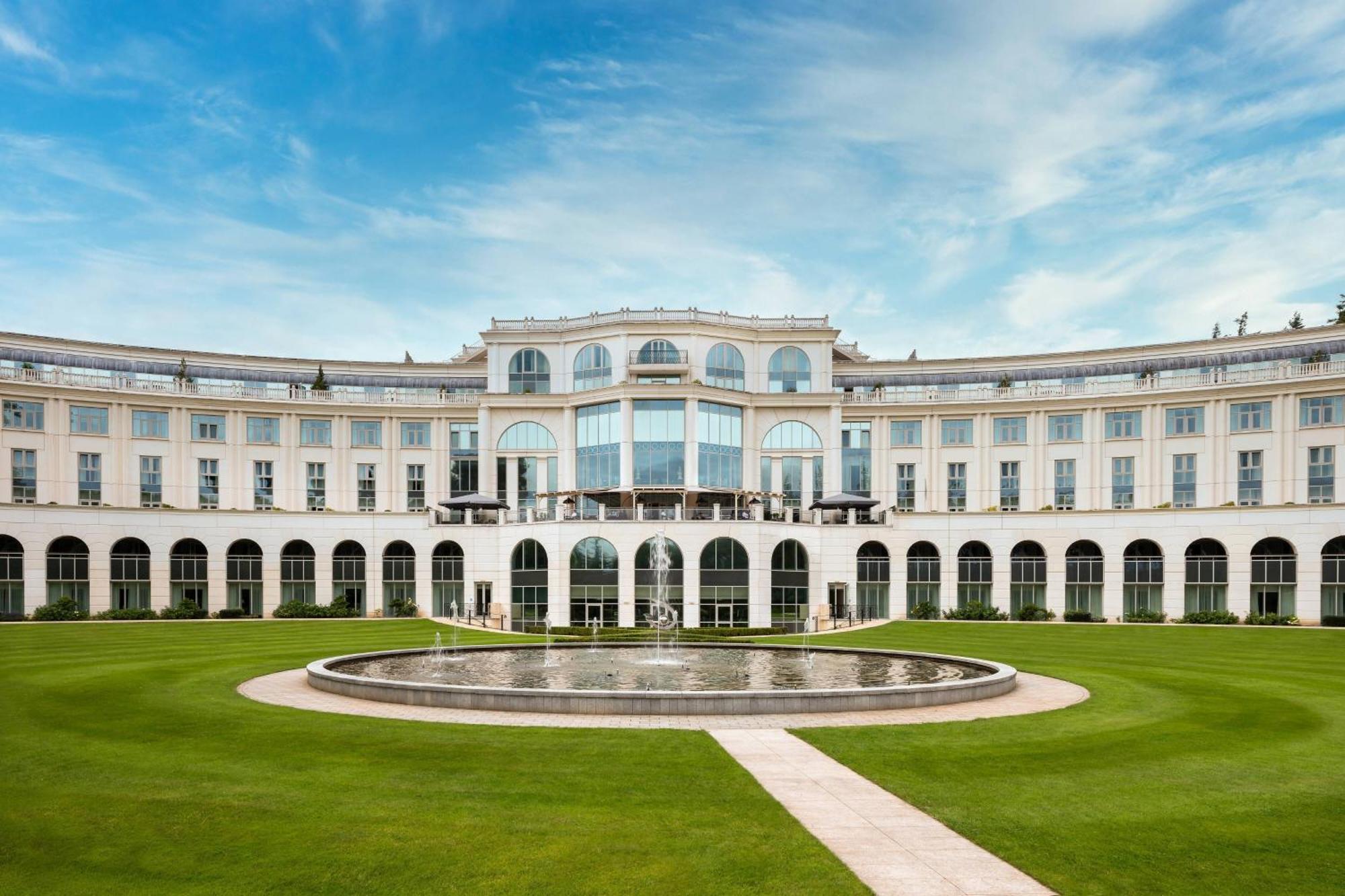 Powerscourt Hotel, Autograph Collection Enniskerry Bagian luar foto The St. Regis Istanbul